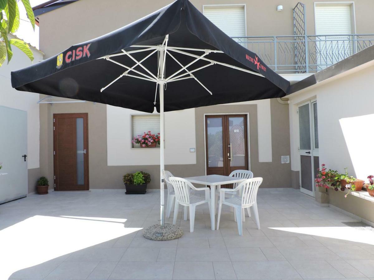 Hotel Latorraca à Palazzo San Gervasio Extérieur photo