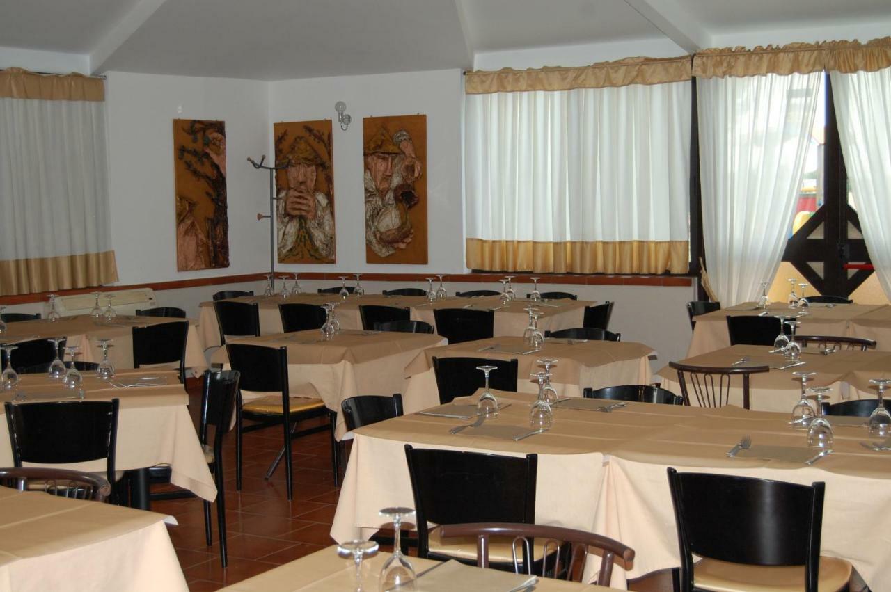 Hotel Latorraca à Palazzo San Gervasio Extérieur photo